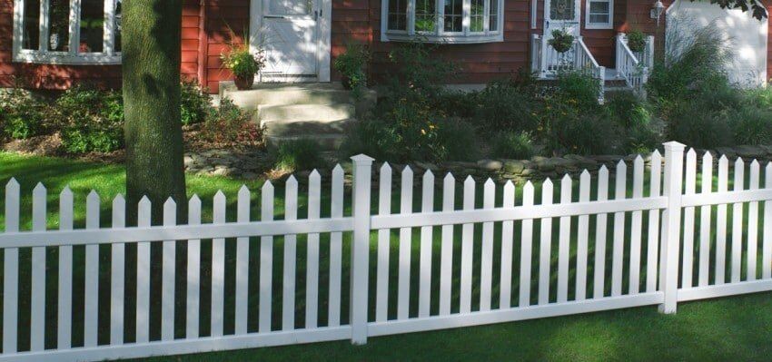 What is Maintenance-Free Fencing - St. Louis Contractor